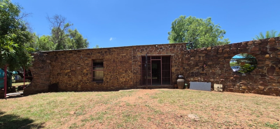 4 Bedroom Property for Sale in Zeerust North West